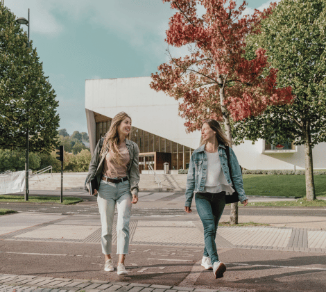 https://studyabroader.com/wp-content/uploads/2025/07/2-7.png