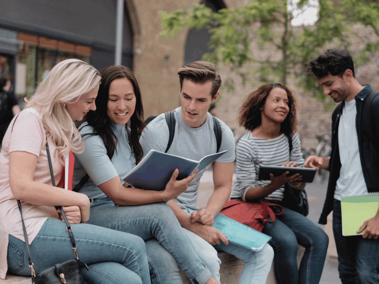 https://studyabroader.com/wp-content/uploads/2025/07/StudyAbroader-1920X1200-16-1280x960.png