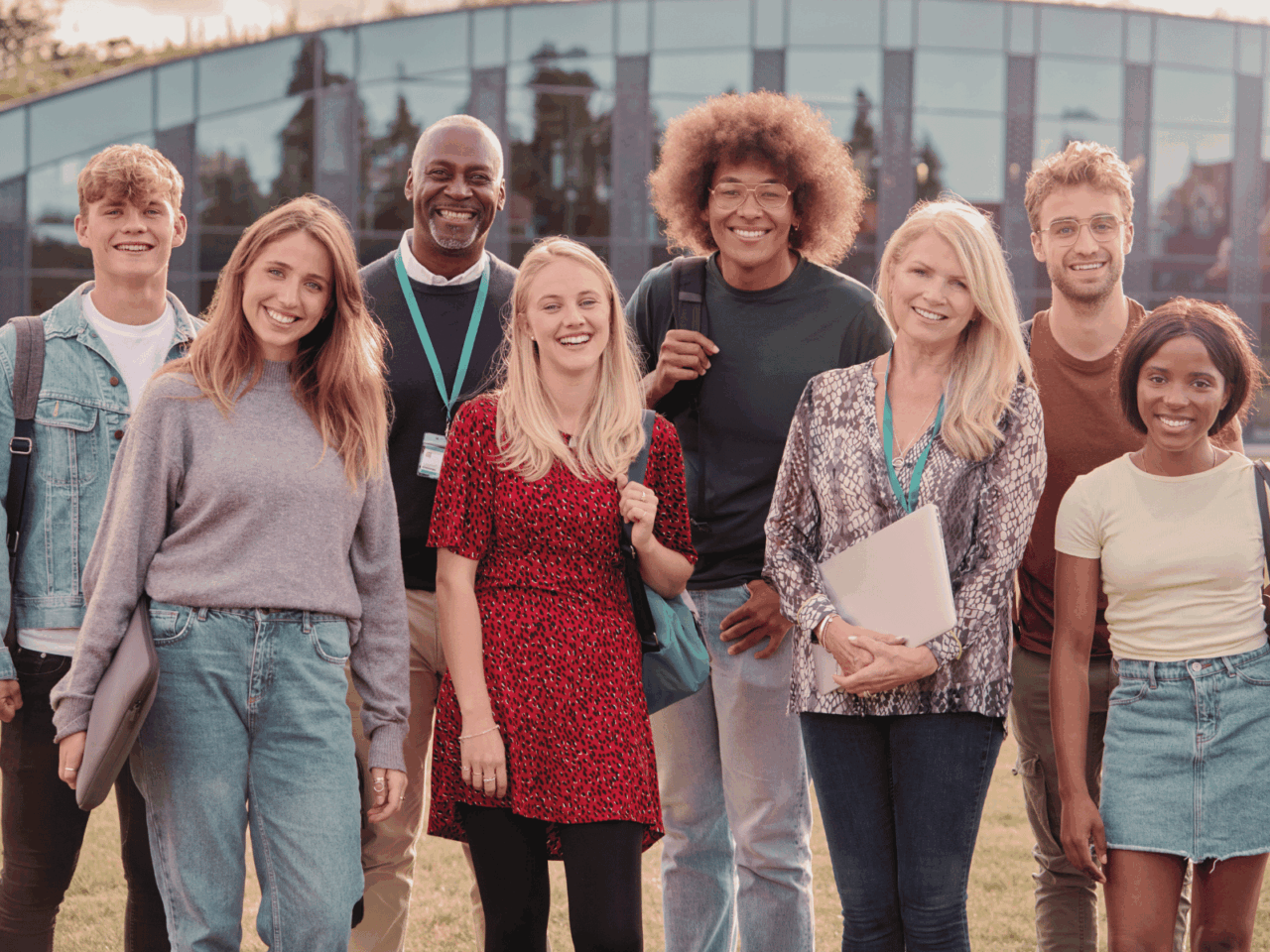 Smart + Human: How StudyAbroader Uses AI and Real People to Guide International Students